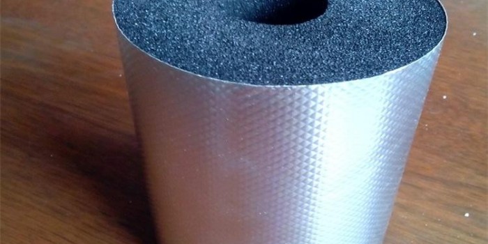 自帶膠粘橡塑保溫板怎么樣？--中亞保溫告訴您